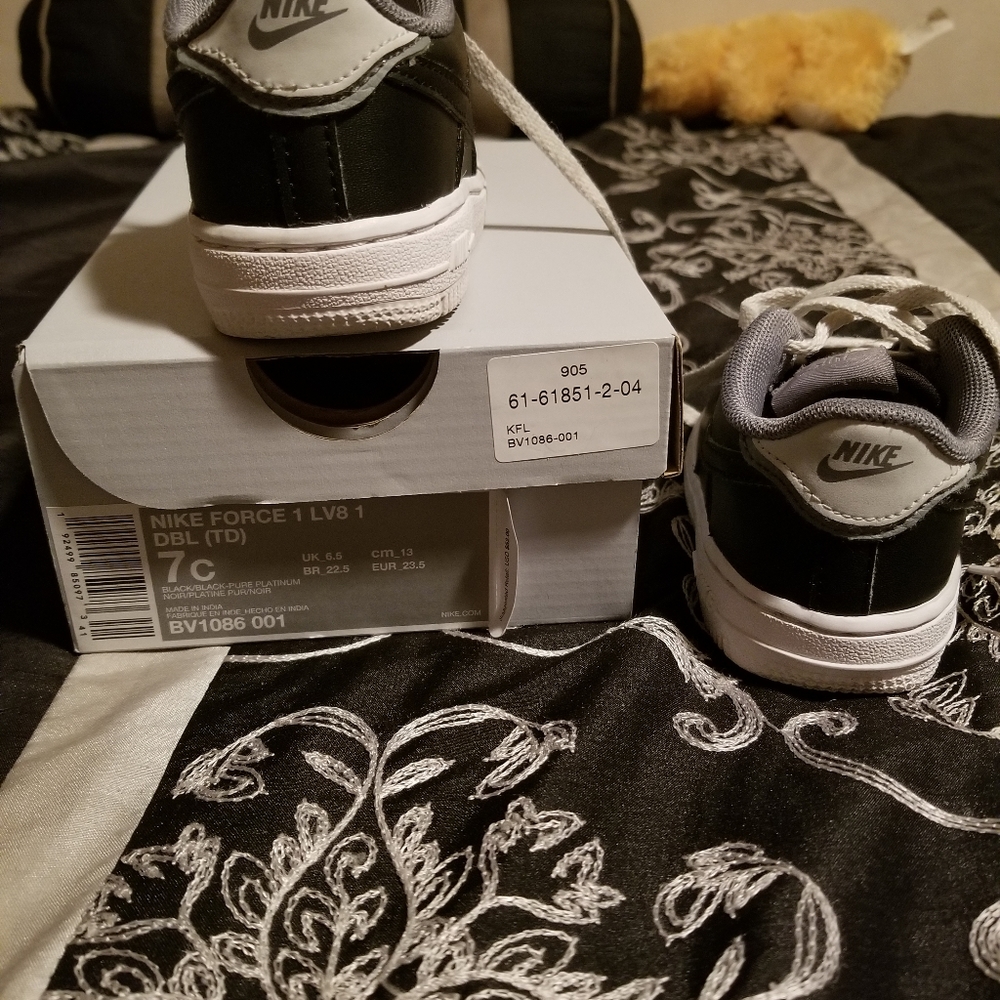 Nike toddler shoes